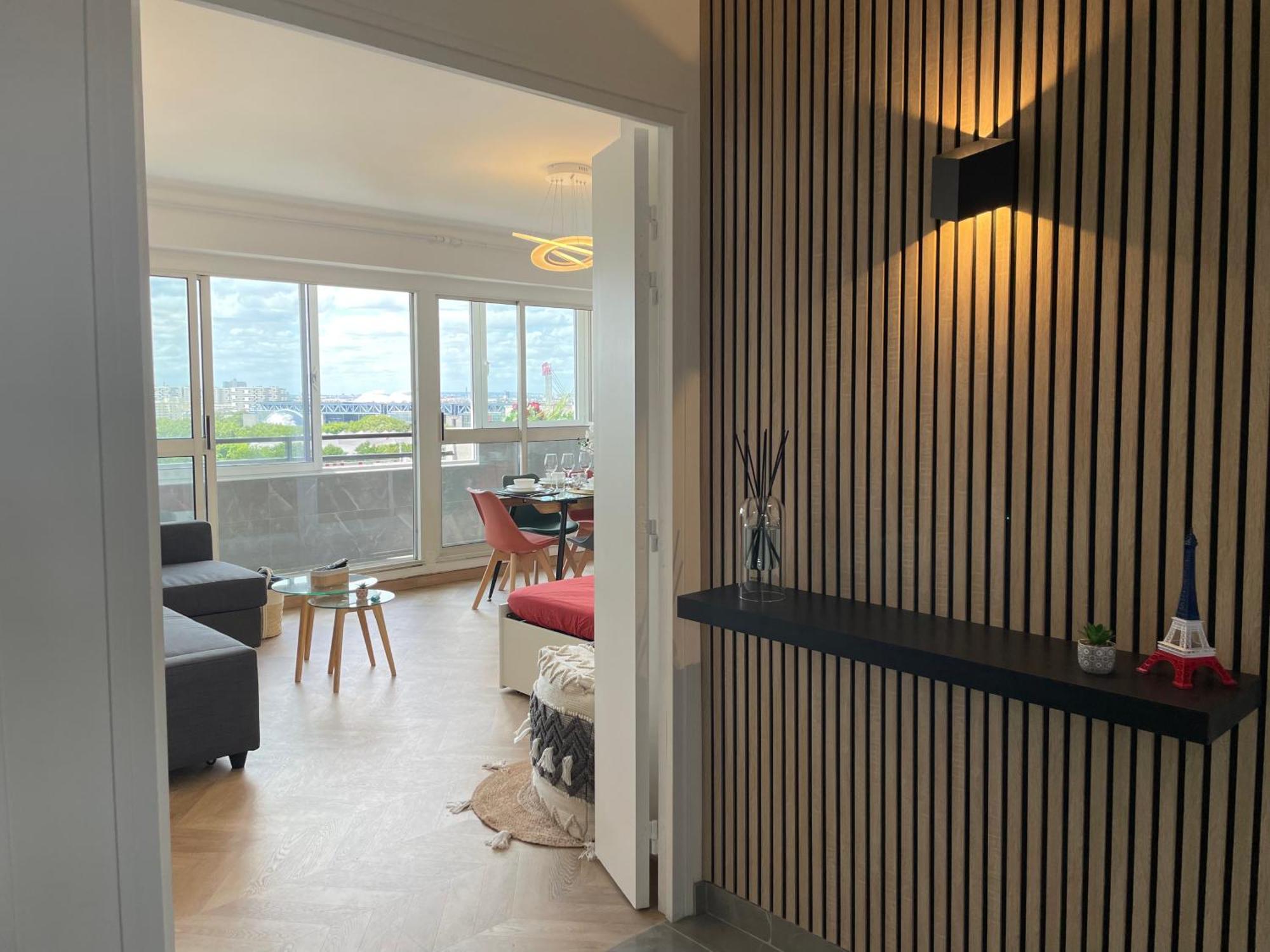 Paris Pantin Magnifique Appartement 4 Pieces De 108M2 Avec 2 Parking Interieur - Tres Cosy Pour 1 A 12 Personnes - Entierement Refait A Neuf Entire Apartment Luxurious And Warm - Pantin Paris 19 Eme Free Wifi Gratuit Kültér fotó