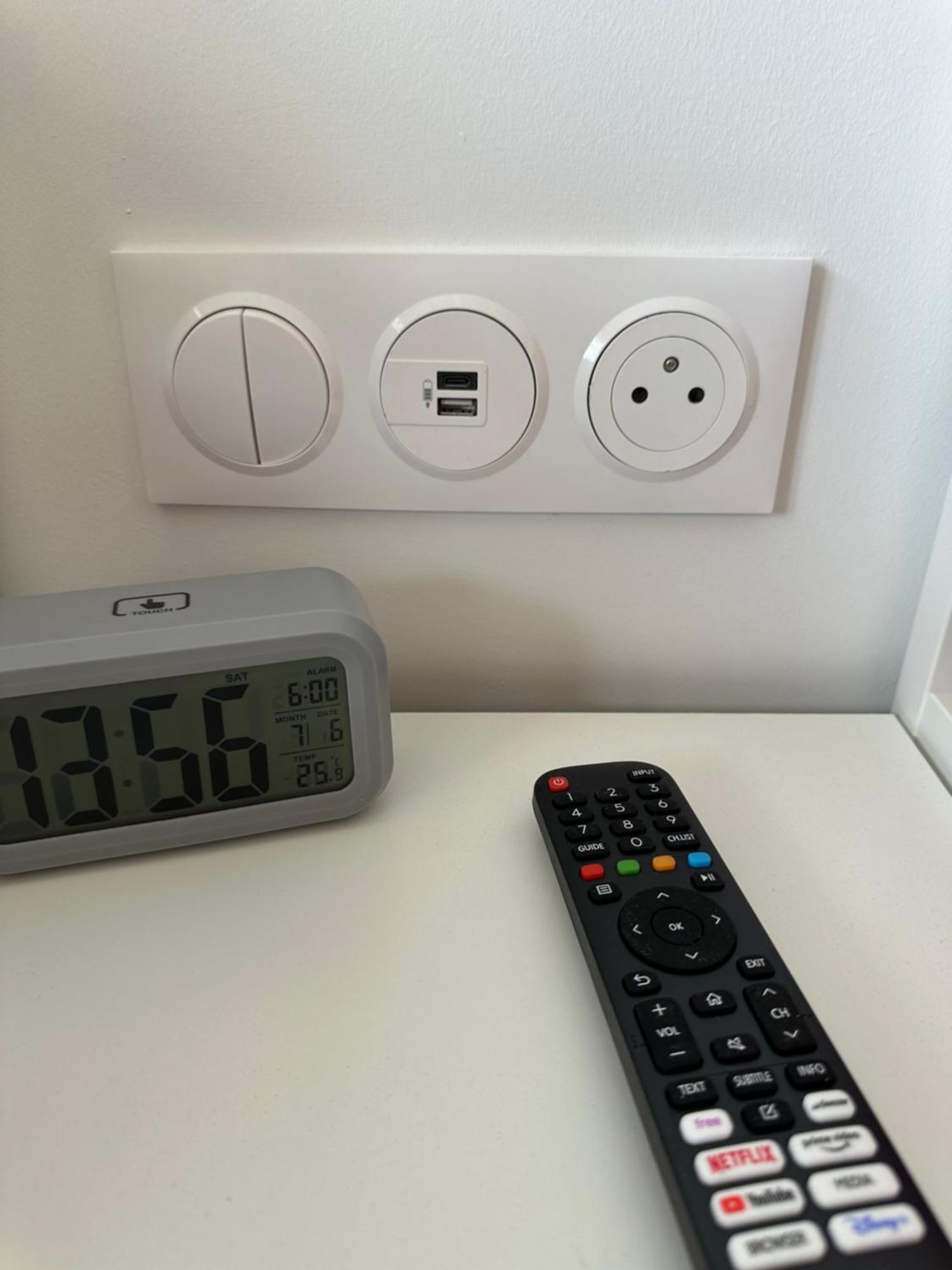 Paris Pantin Magnifique Appartement 4 Pieces De 108M2 Avec 2 Parking Interieur - Tres Cosy Pour 1 A 12 Personnes - Entierement Refait A Neuf Entire Apartment Luxurious And Warm - Pantin Paris 19 Eme Free Wifi Gratuit Kültér fotó