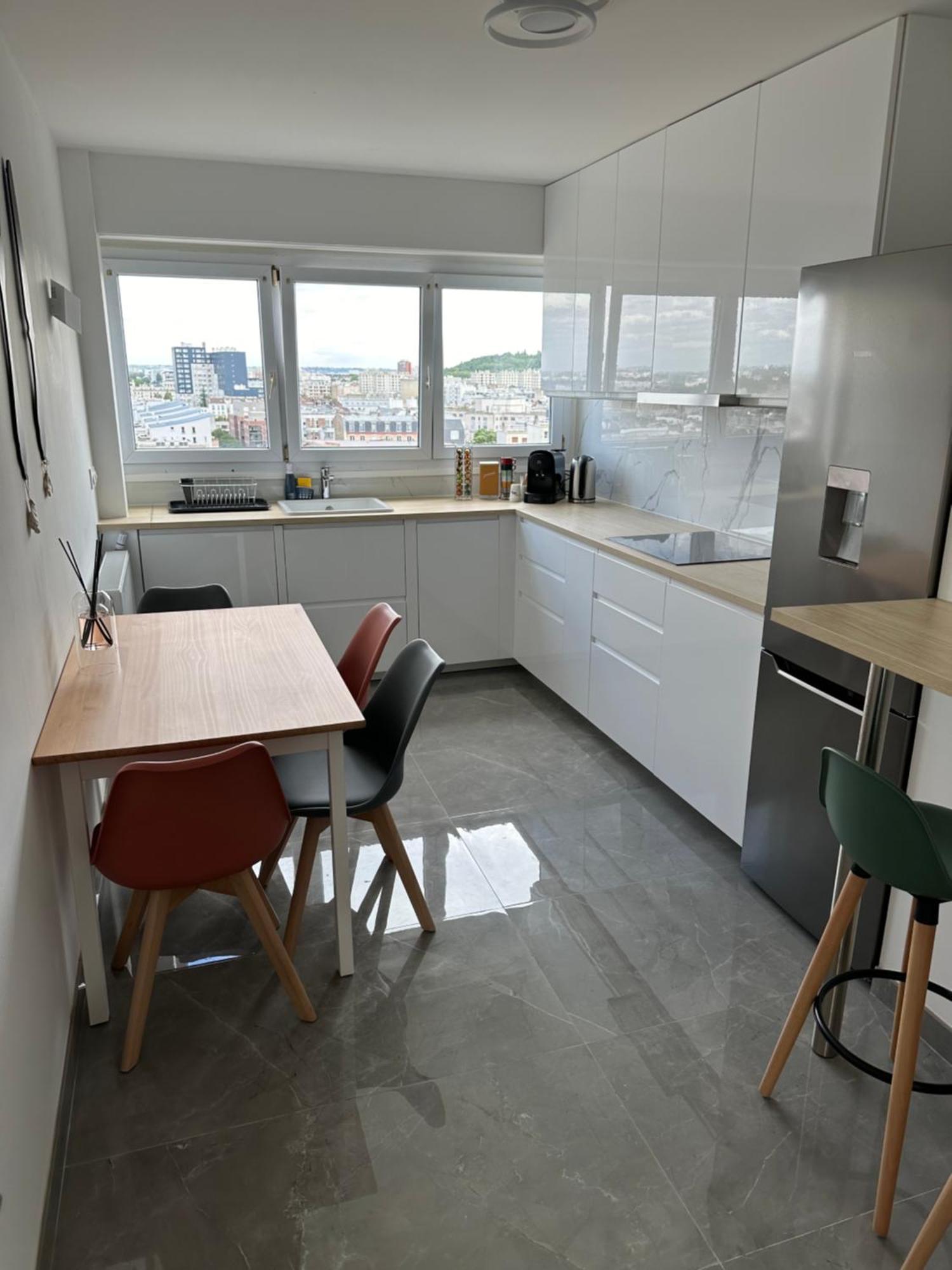 Paris Pantin Magnifique Appartement 4 Pieces De 108M2 Avec 2 Parking Interieur - Tres Cosy Pour 1 A 12 Personnes - Entierement Refait A Neuf Entire Apartment Luxurious And Warm - Pantin Paris 19 Eme Free Wifi Gratuit Kültér fotó