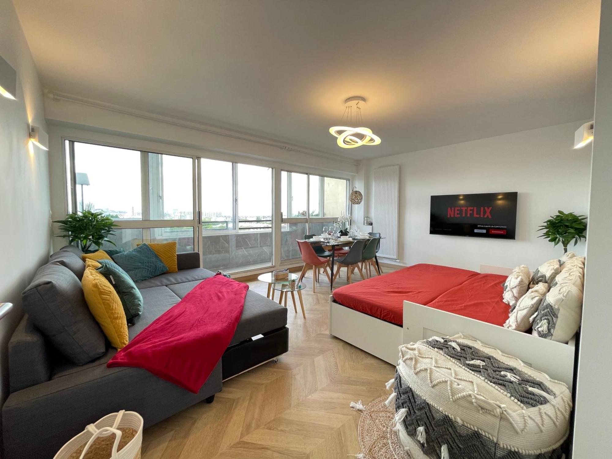Paris Pantin Magnifique Appartement 4 Pieces De 108M2 Avec 2 Parking Interieur - Tres Cosy Pour 1 A 12 Personnes - Entierement Refait A Neuf Entire Apartment Luxurious And Warm - Pantin Paris 19 Eme Free Wifi Gratuit Kültér fotó
