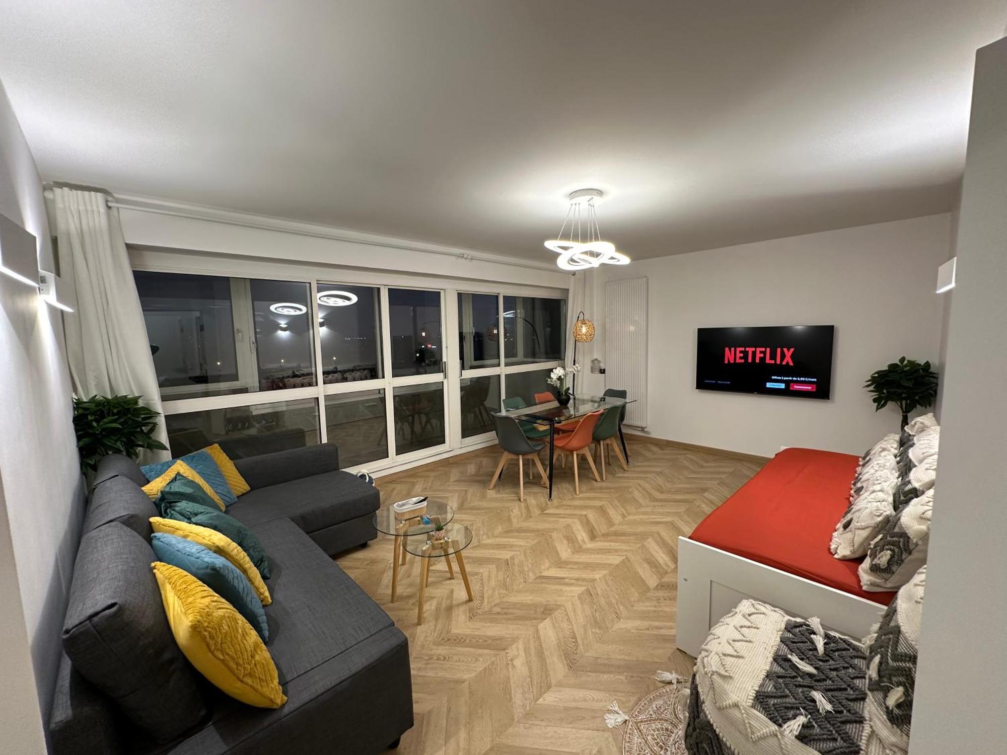 Paris Pantin Magnifique Appartement 4 Pieces De 108M2 Avec 2 Parking Interieur - Tres Cosy Pour 1 A 12 Personnes - Entierement Refait A Neuf Entire Apartment Luxurious And Warm - Pantin Paris 19 Eme Free Wifi Gratuit Kültér fotó